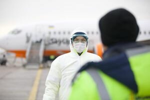 Китайское правительство отказало казашке в эвакуации из Уханя из-за температуры