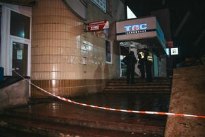 В Киеве неизвестные пытались взорвать банкомат