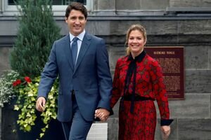 У жены Трюдо все-таки нашли коронавирус, канадский премьер останется в изоляции