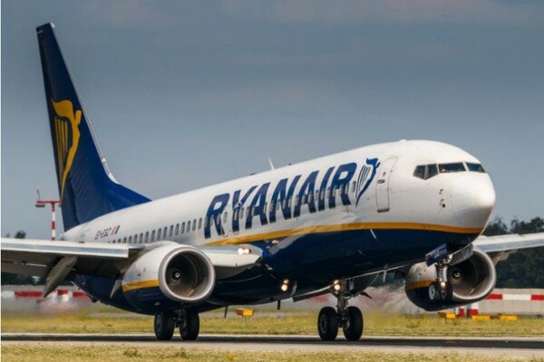 Пассажиры Ryanair смогут бесплатно изменять даты вылета из-за вспышки коронавируса