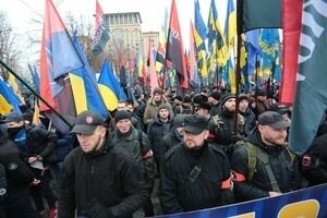 В Киеве начался марш националистов: радикалов намного больше, чем полицейских
