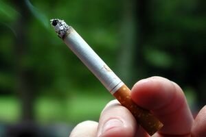 В Минздраве уточнили, действительно ли курильщики меньше рискуют заболеть COVID-19