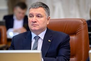 Аваков рассказал, сколько еще украинцам сидеть на карантине