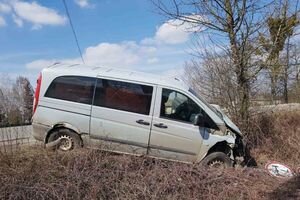 Во Львовской области на трассе водитель Mercedes спровоцировал смертельное ДТП: фото