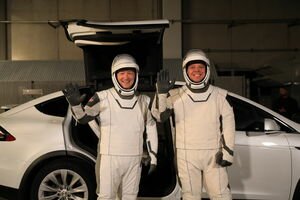 Tesla представила два прототипа ИВЛ собственного производства