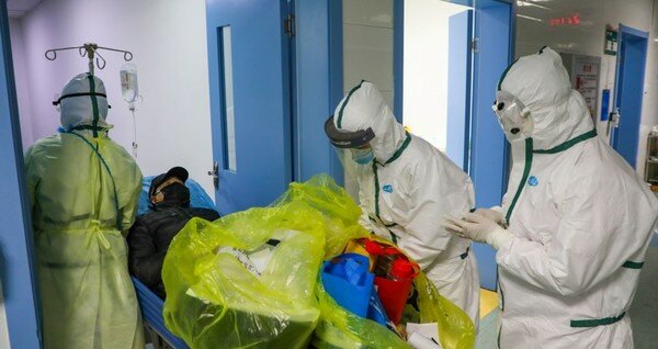 Скрыл коронавирус у пациентки: в Закарпатской области правоохранители возбудили дело на врача