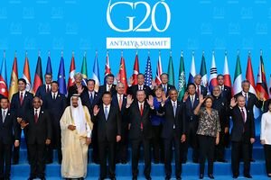 G20 хотят заморозить долги беднейших стран из-за коронавируса
