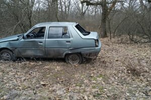 Украли автомобиль с места ДТП: под Луганском двум копам вручили подозрение