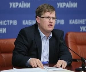 Розенко пообещал повышение пенсий и зарплат в 2017 году