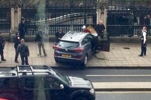 Полиция Лондона: стрельба на Вестминстерском мосту признана терактом