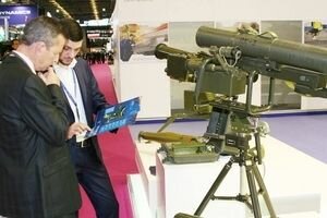 Укроборонпром опубликовал фото вооружения и макетов, которые представил на выставке во Франции