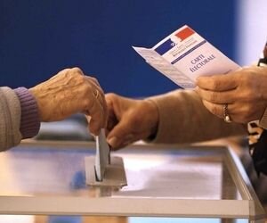 Выборы во Франции: явка составила около 30%