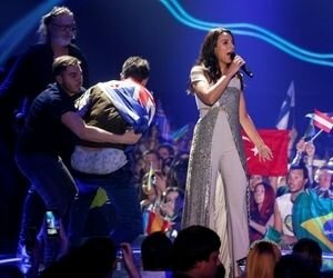 Аваков: Снявшего штаны на Евровидении украинца отправили в СИЗО