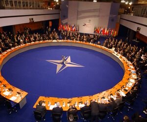 В НАТО поддержали запрет российских ресурсов в Украине