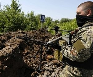 Штаб АТО: Боевики обстреляли жилые районы украинских городов на Донбассе