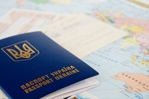 Порошенко озвучил, сколько украинцев уже получили биометрические паспорта