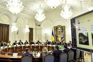 Президент подписал закон о квотах для абитуриентов из Крыма и Донбасса