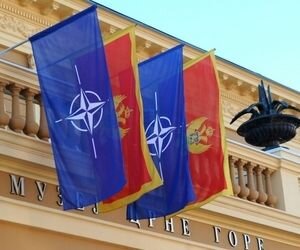 Черногорию официально приняли в НАТО