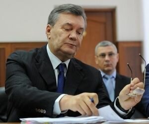 Адвокат: Янукович не явится на суд и на то есть причины