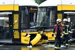 В Германии столкнулись два трамвая: пострадали около 30 человек