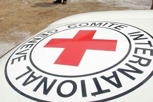 Красный Крест отправил на Донбасс еще девять грузовиков со стройматериалами