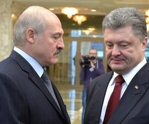 Лукашенко пообещал Порошенко, что Беларусь не пойдет войной на Украину