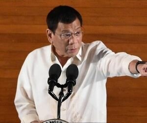 Президент Филиппин пообещал бомбить школы за антиправительственные призывы