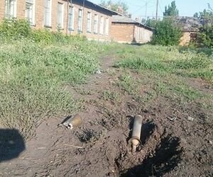Из-за обстрелов на Донбассе два города остались без электроснабжения