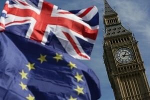 Более половины британцев негативно оценивают подход правительства к Brexit