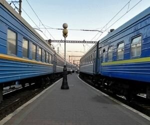 Под Киевом из-за пожара образовалась "пробка" из поездов