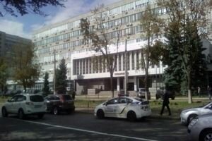 В Киеве водители на еврономерах устроили погоню с перестрелкой: есть раненые