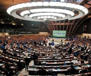 Совет ЕС продлил санкции против нарушителей целостности Украины