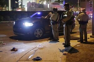 Стрельба в Лас-Вегасе: Пэддок 200 раз выстрелил в сторону охранника, который его нашел