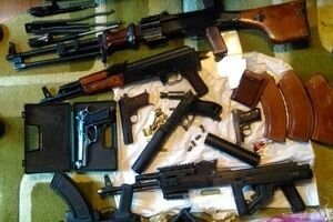 Силовики задержали оружейных баронов, продававших огнестрел криминалитету по всей Украине