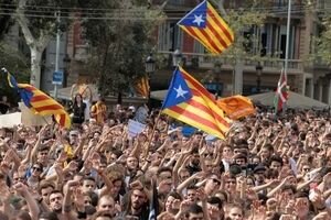 Испания готова изменить конституцию ради Каталонии
