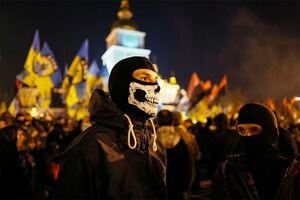 Марш националистов в центре Киева тихо и мирно завершился на Контрактовой площади