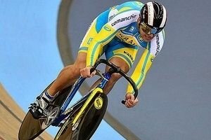 Украинец завоевал бронзу на чемпионате Европы по велотреку