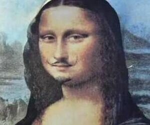 На аукционе Sotheby's продали усатую "Мону Лизу" за 600 тысяч евро