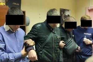 Двух подполковников полиции в Днепропетровской области задержали за вымогательство $20 тысяч