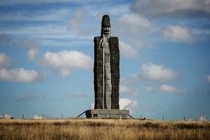 Рекорд Гиннеса: украинский памятник признали самым высоким на планете