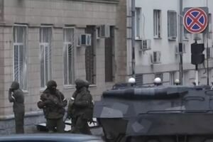 СМИ: В оккупированном Луганске пропала мобильная связь и перестало работать ТВ