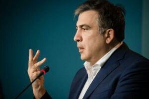 Сакварелидзе: В доме Саакашвили в Киеве выламывают дверь