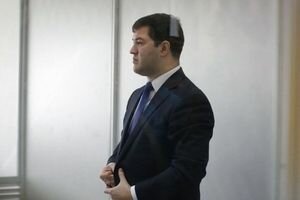Дело Насирова: судья зачитала 30 страниц обвинения и объявила перерыв до следующего года