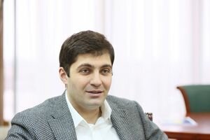 Сакварелидзе потребовал международной экспертизы "записей Курченко"