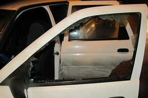 В Харькове вооруженная банда по-киношному ограбила авто на дороге