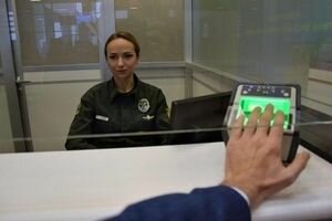 С начала 2018 года биометрический контроль на украинской границе прошли более 15 тысяч россиян
