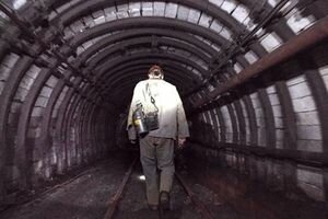Вспышка метана в шахте на Донбассе: четверо горняков находятся в тяжелом состоянии