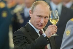 Путин пообещал ускоренные темпы развития Крыма "во всех сферах"