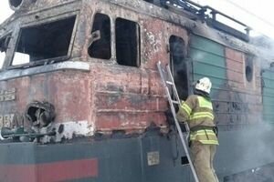 В Полтавской области во время движения загорелся электровоз