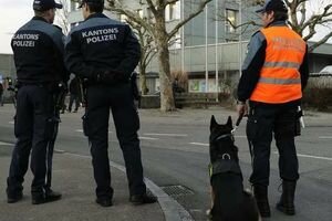 В Швейцарии злоумышленники напали на инкассаторов и взяли в заложники человека